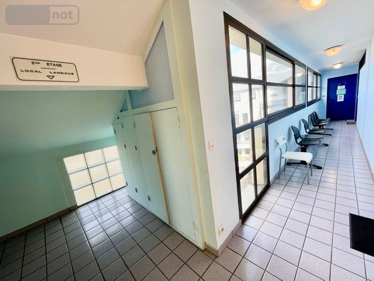 Immeuble a vendre Lannion 22300 Côtes-d'Armor 1000 m2  1446000 euros