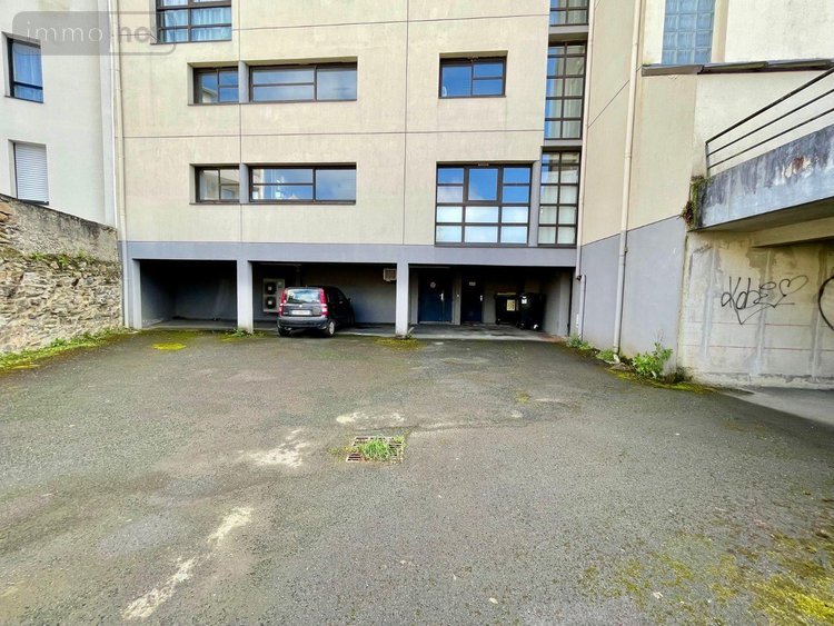Immeuble a vendre Lannion 22300 Côtes-d'Armor 1000 m2  1446000 euros