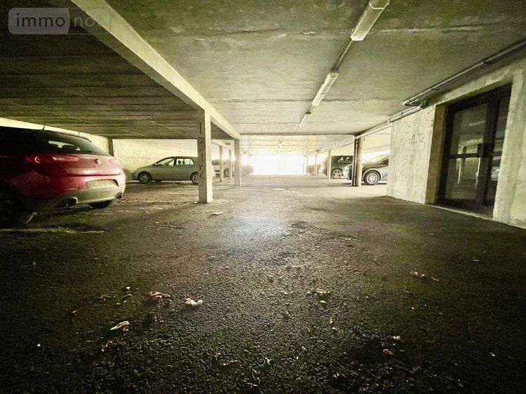 Immeuble a vendre Lannion 22300 Côtes-d'Armor 1000 m2  1446000 euros