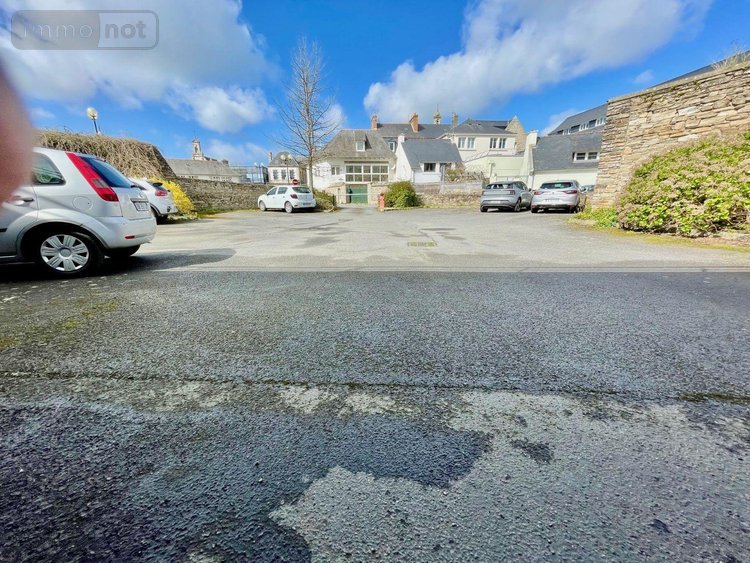 Immeuble a vendre Lannion 22300 Côtes-d'Armor 1000 m2  1446000 euros