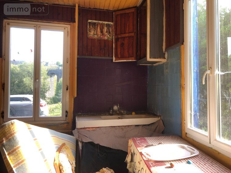 Maison a vendre Lugarde 15190 Cantal  43000 euros