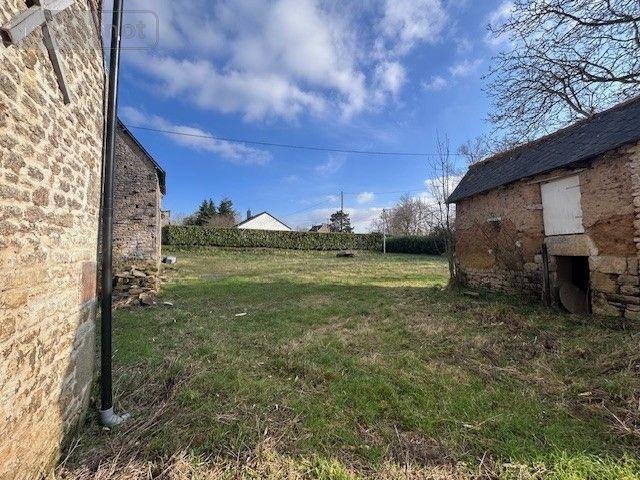 Maison a vendre Le Quiou 22630 Côtes-d'Armor 198 m2  127000 euros