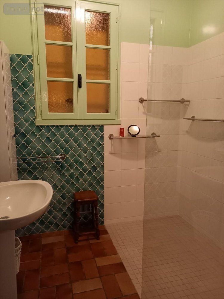 Maison a vendre Vic-sur-Cère 15800 Cantal 120 m2  233200 euros