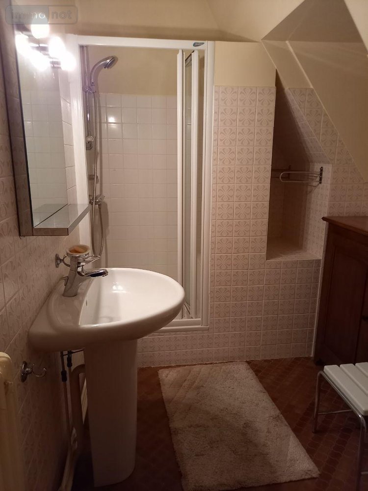 Maison a vendre Vic-sur-Cère 15800 Cantal 120 m2  233200 euros