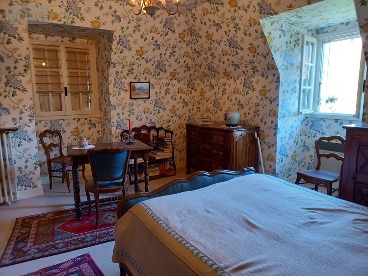 Maison a vendre Vic-sur-Cère 15800 Cantal 120 m2  180000 euros