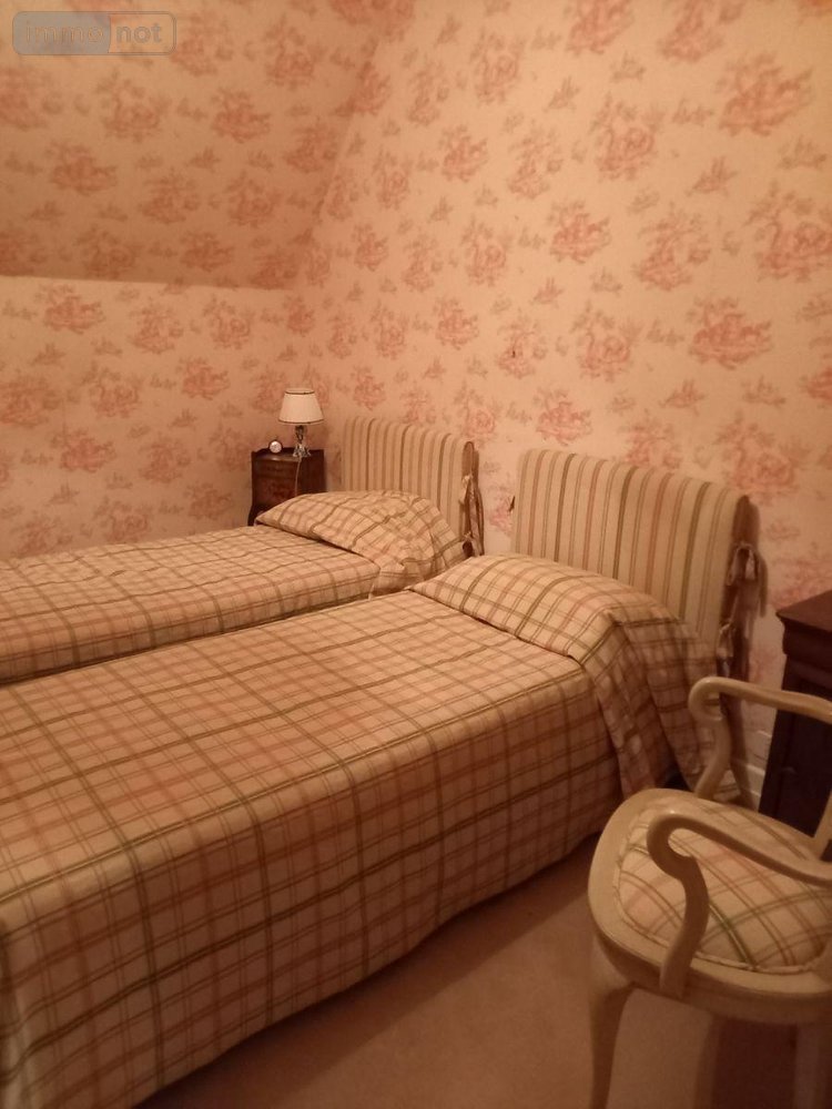 Maison a vendre Vic-sur-Cère 15800 Cantal 120 m2  180000 euros