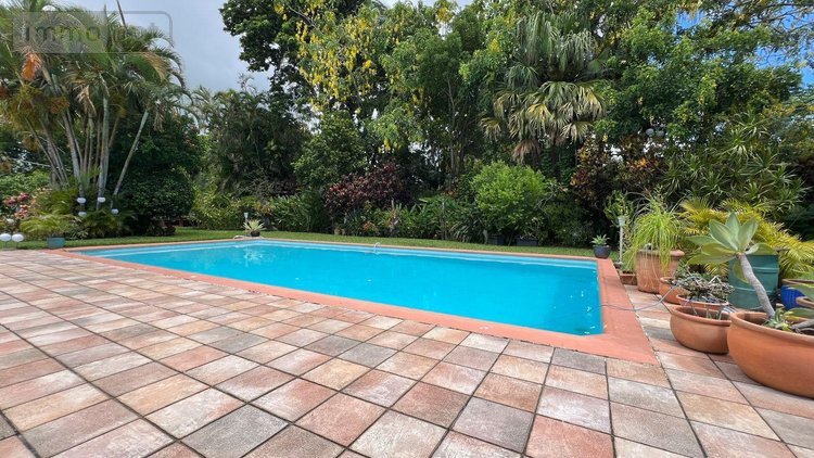 Maison a vendre Saint-Benoît 97470 Réunion 283 m2 6 pièces 1233500 euros
