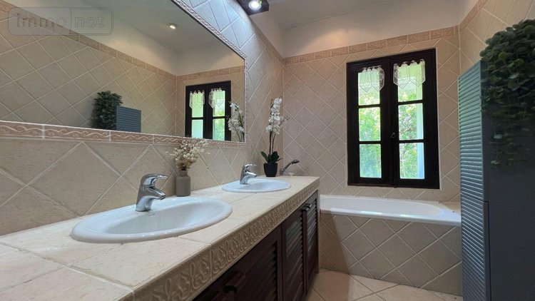 Maison a vendre Saint-Benoît 97470 Réunion 283 m2 6 pièces 1233500 euros