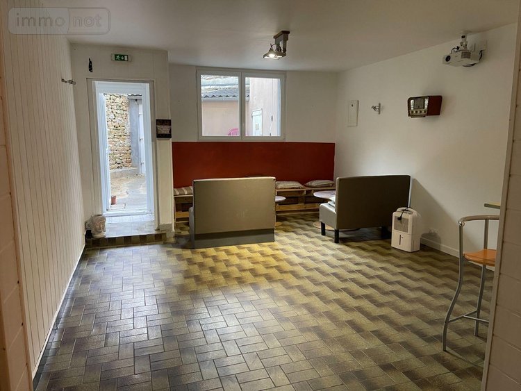 Fonds et murs commerciaux a vendre Ploudalmézeau 29830 Finistère 52 m2  83015 euros