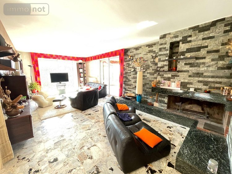 Maison a vendre Manosque 04100 Alpes-de-Haute-Provence 271 m2 11 pièces 678600 euros