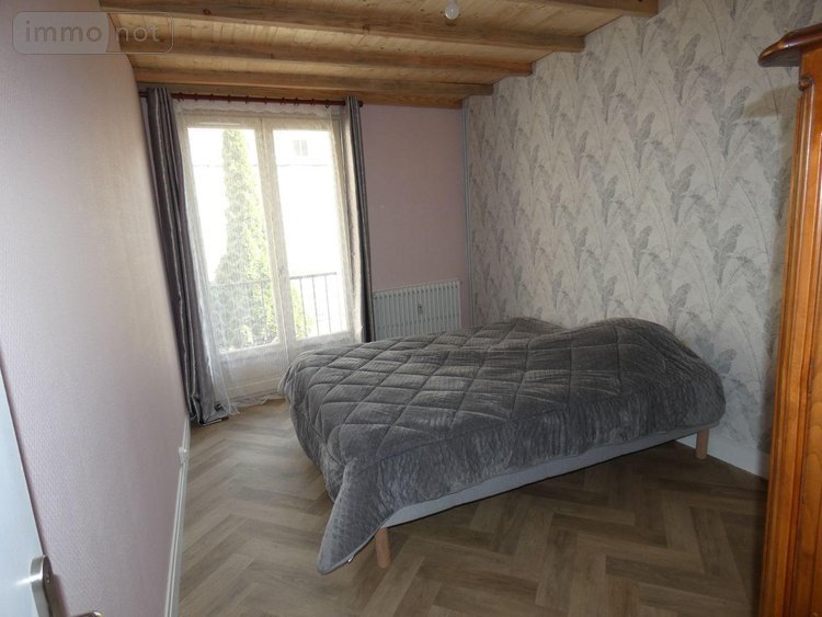 Appartement a vendre Le Dorat 87210 Haute-Vienne 80 m2 3 pièces 72000 euros