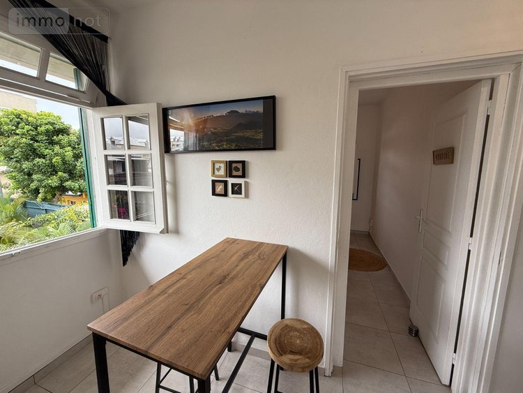 Immeuble a vendre Le Tampon 97430 Réunion 190 m2  475000 euros
