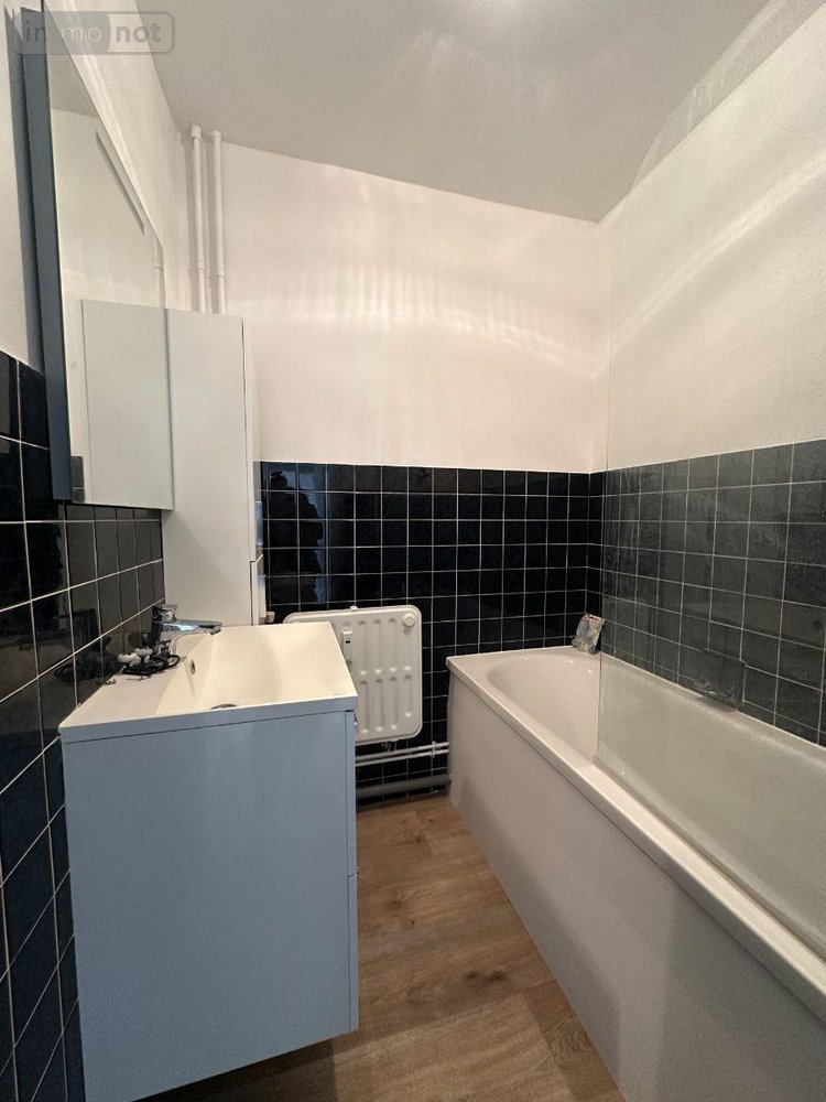 Location appartement Lille 59000 Nord 41 m2 2 pièces 885 euros