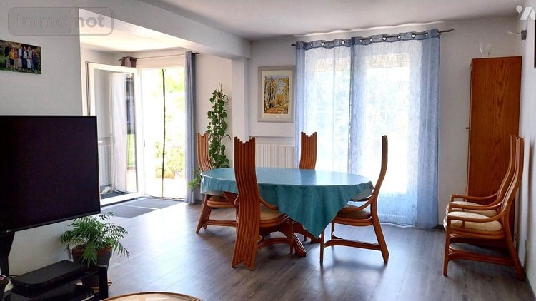 Maison a vendre Thouars 79100 Deux-Sèvres 202 m2 9 pièces 259600 euros