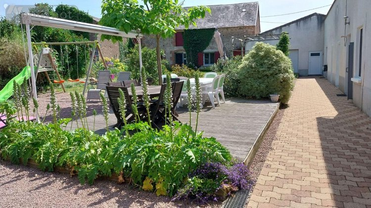 Maison a vendre Thouars 79100 Deux-Sèvres 202 m2 9 pièces 259600 euros