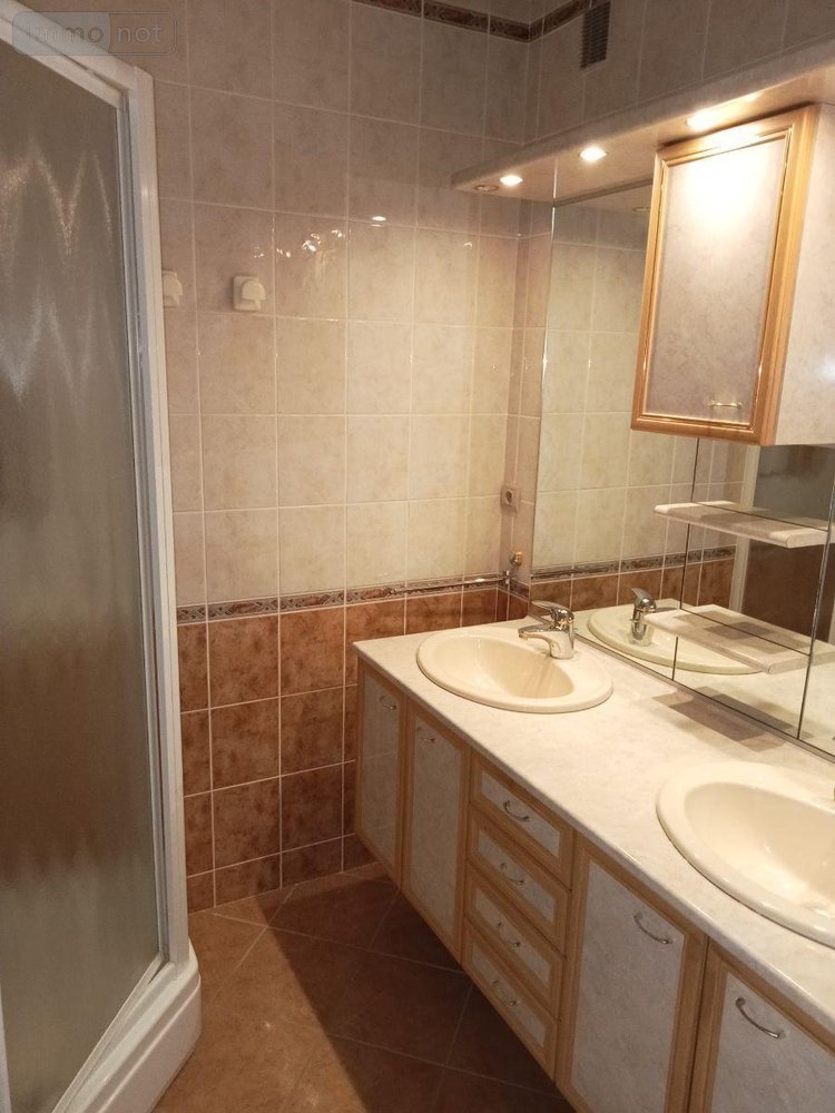 Appartement a vendre Montluçon 03100 Allier 75 m2 4 pièces 53600 euros