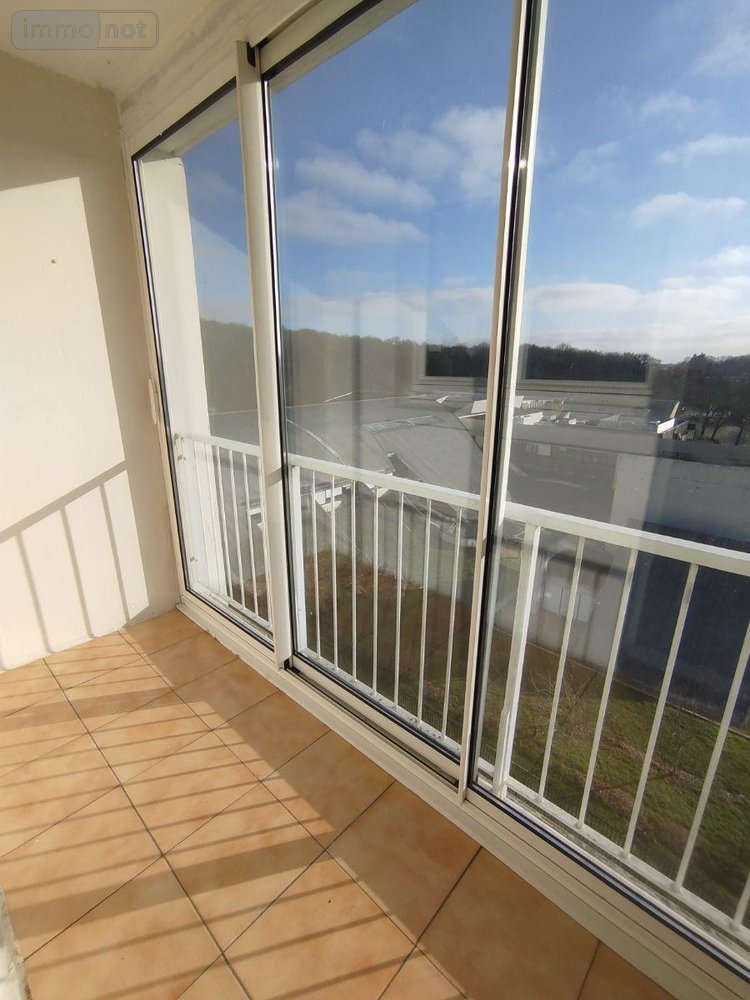 Appartement a vendre Allonnes 72700 Sarthe 67 m2 4 pièces 84000 euros