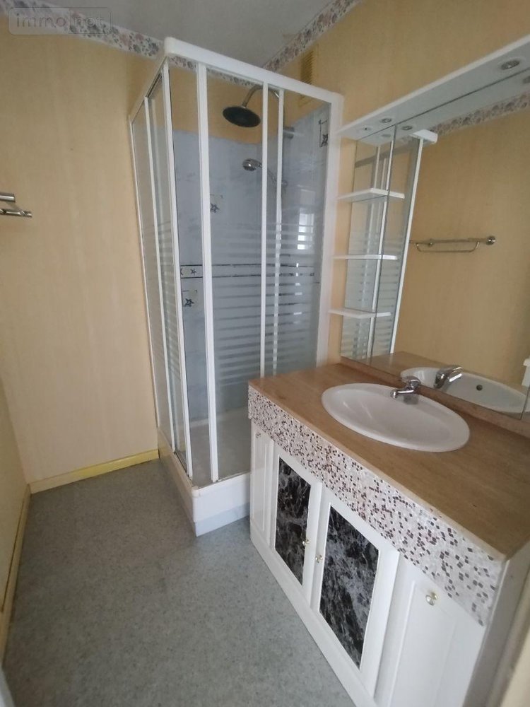 Appartement a vendre Allonnes 72700 Sarthe 67 m2 4 pièces 84000 euros