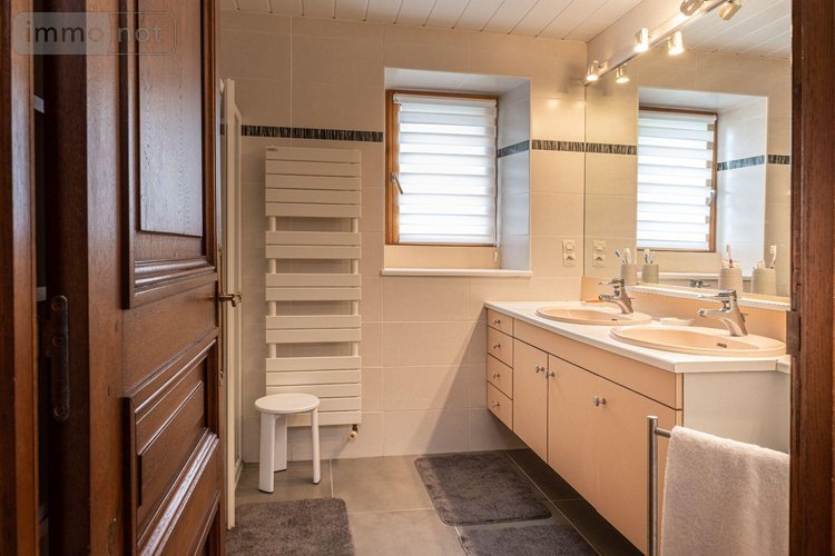 Maison a vendre Lanmeur 29620 Finistère 240 m2 12 pièces 480000 euros