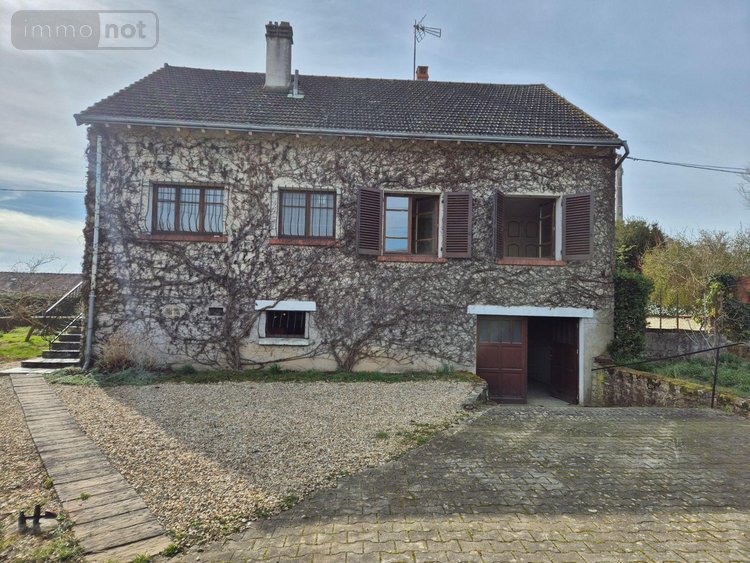 Maison a vendre Neuvy-Saint-Sépulchre 36230 Indre 132 m2 6 pièces 105000 euros