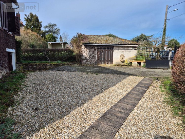 Maison a vendre Neuvy-Saint-Sépulchre 36230 Indre 132 m2 6 pièces 105000 euros