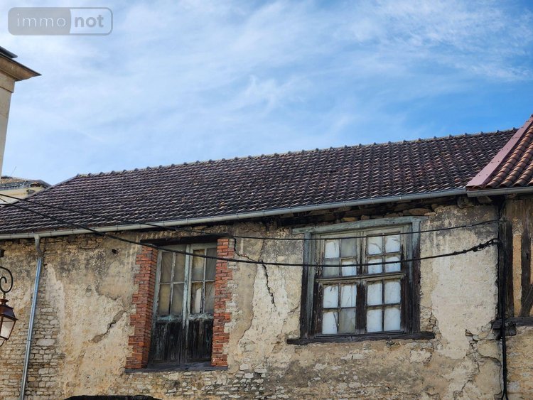 Garage et parking a vendre Bar-sur-Aube 10200 Aube 70 m2  30000 euros