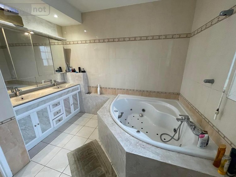 Maison a vendre Avanne-Aveney 25720 Doubs 150 m2 6 pièces 330000 euros