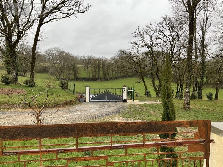 Maison a vendre Gourdon 46300 Lot 130 m2 5 pièces 373800 euros