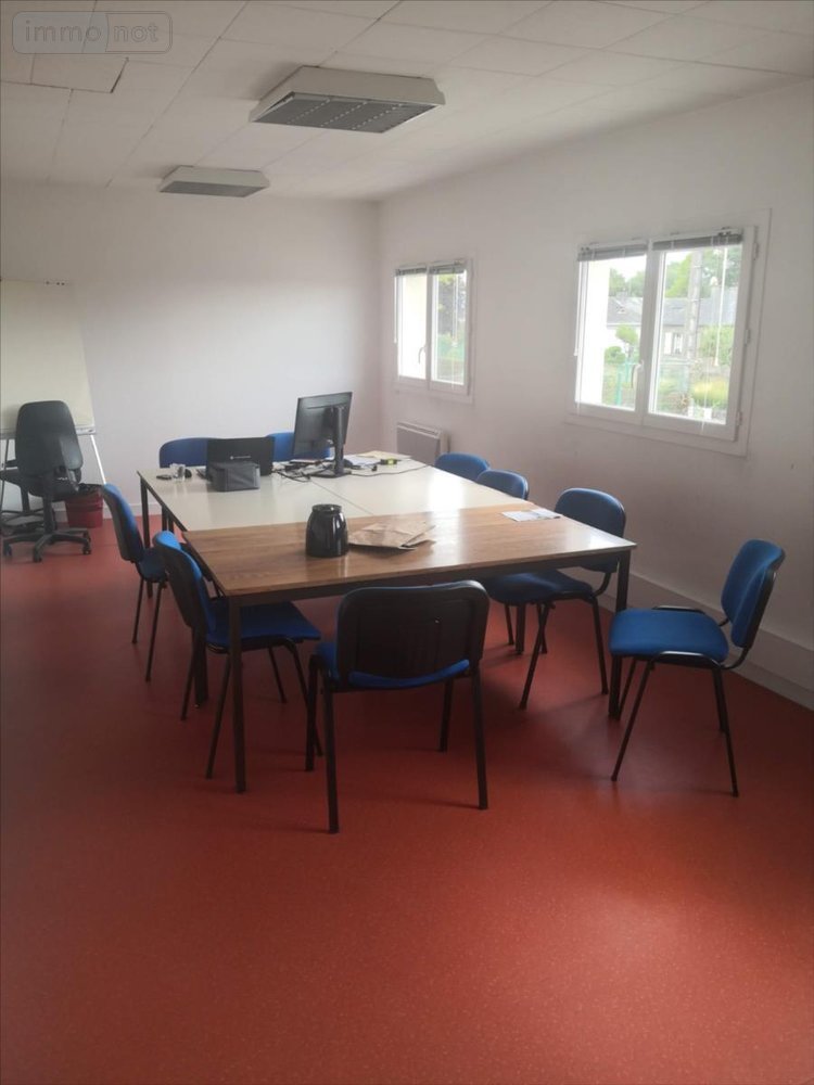 Location fonds et murs commerciaux Mayenne 53100 Mayenne 126 m2  900 euros