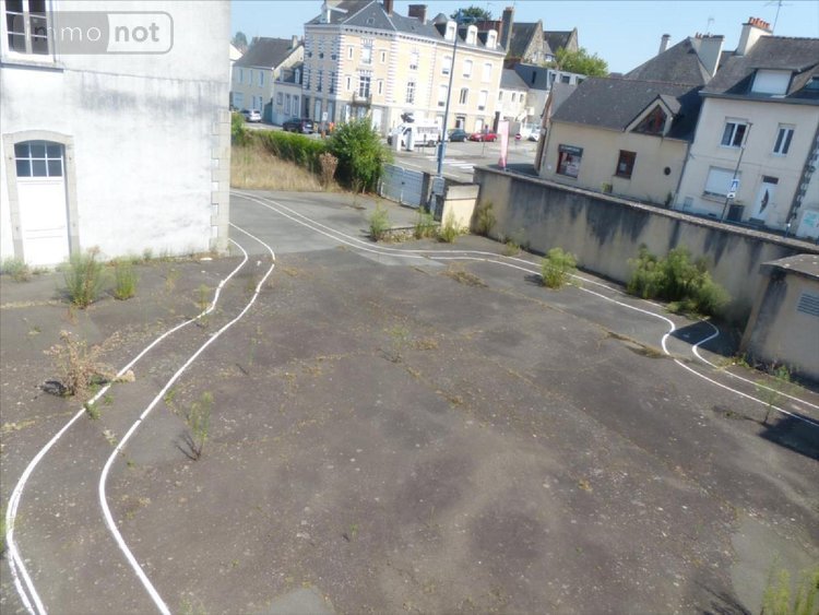 Immeuble a vendre Mayenne 53100 Mayenne 1193 m2  728000 euros