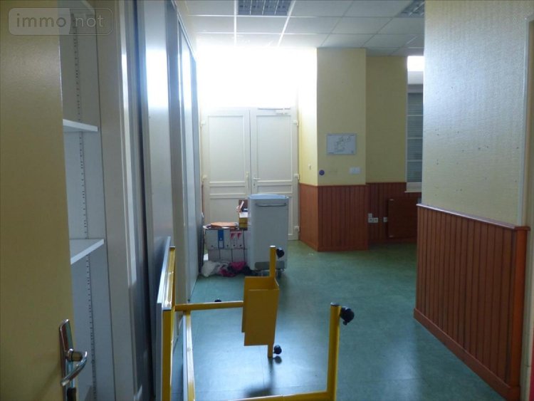 Immeuble a vendre Mayenne 53100 Mayenne 1193 m2  728000 euros
