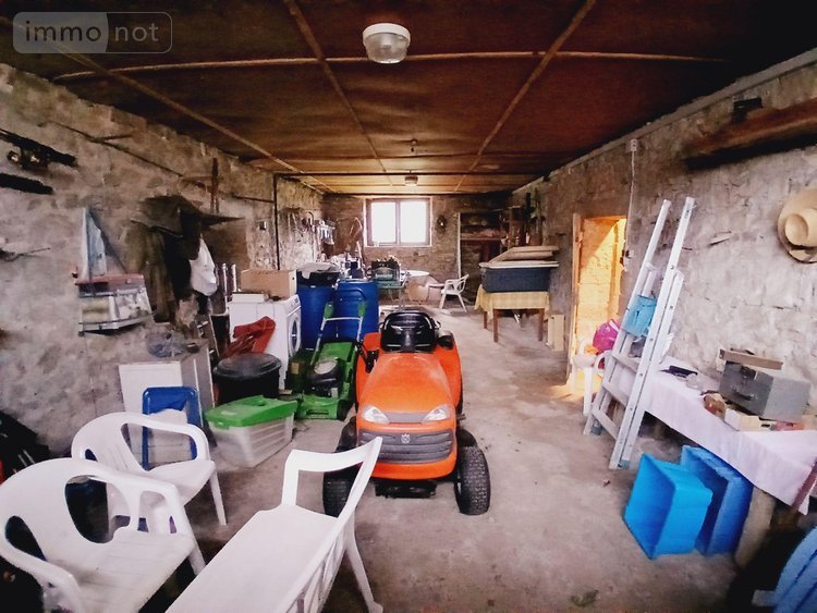 Maison a vendre Montaignac sur Doustre 19300 Corrèze 195 m2 12 pièces 125100 euros