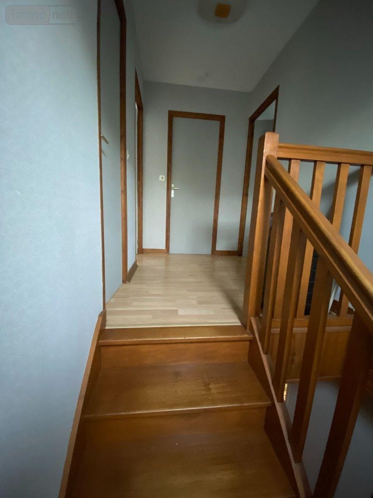 Location maison Val-d'Izé 35450 Ille-et-Vilaine 104 m2 5 pièces 790 euros