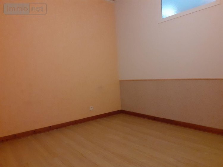 Location maison Val-d'Izé 35450 Ille-et-Vilaine 104 m2 5 pièces 790 euros