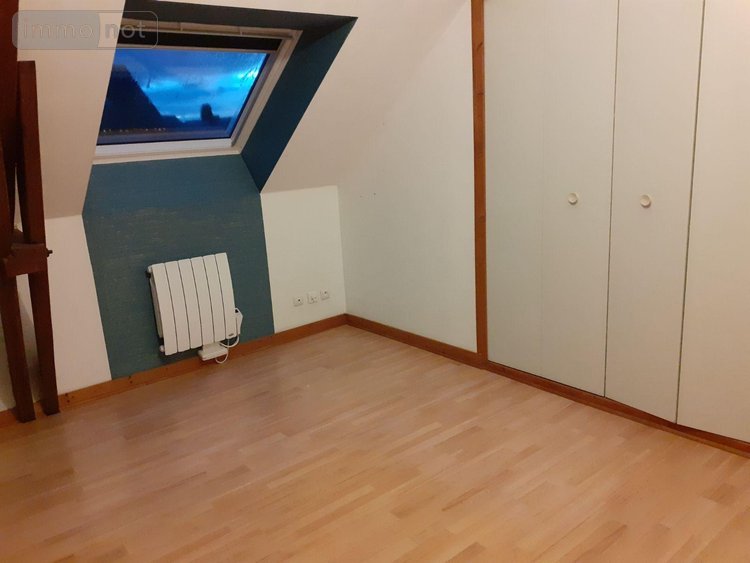 Location maison Val-d'Izé 35450 Ille-et-Vilaine 104 m2 5 pièces 790 euros