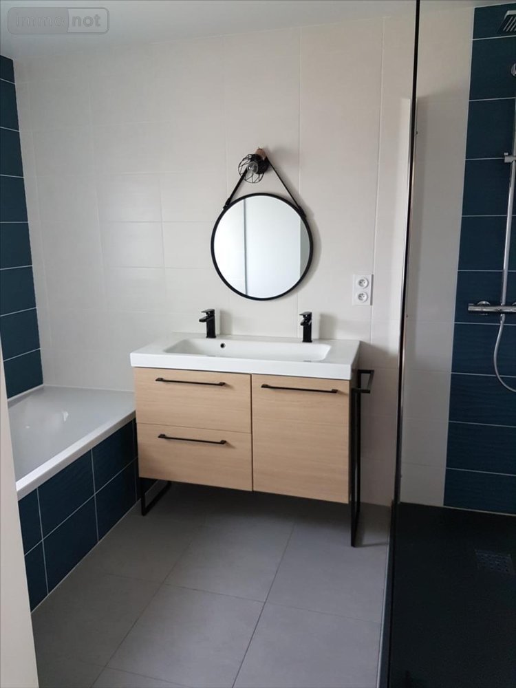 Location maison Vitré 35500 Ille-et-Vilaine 98 m2 5 pièces 925 euros