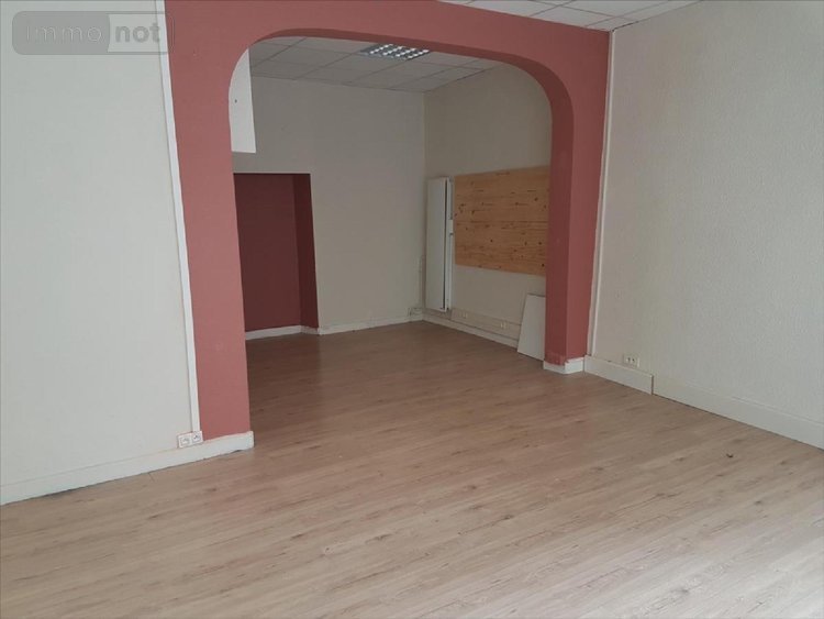 Location fonds et murs commerciaux Vitré 35500 Ille-et-Vilaine 27 m2  430 euros