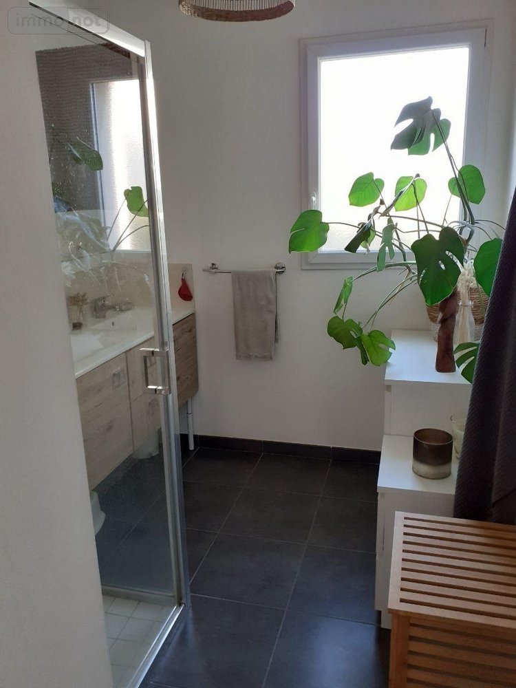 Location maison Vitré 35500 Ille-et-Vilaine 94 m2 4 pièces 995 euros