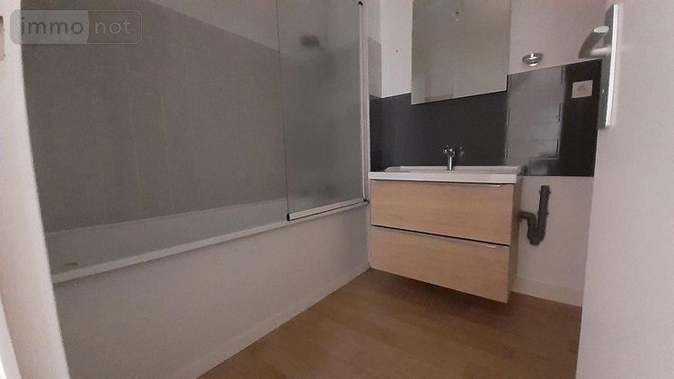 Location appartement Vitré 35500 Ille-et-Vilaine 51 m2 3 pièces 695 euros