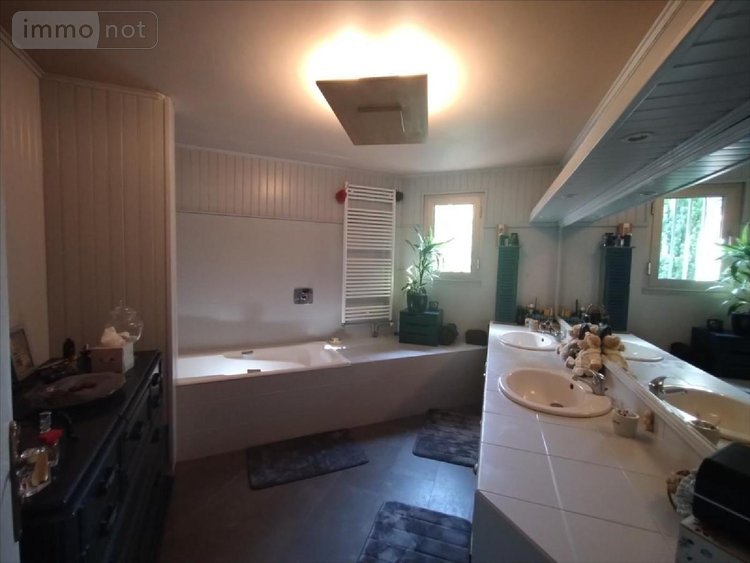 Maison a vendre Vitré 35500 Ille-et-Vilaine 272 m2 8 pièces 698625 euros