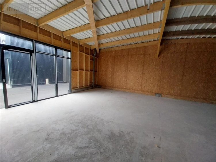 Location fonds et murs commerciaux Vitré 35500 Ille-et-Vilaine 82 m2  950 euros