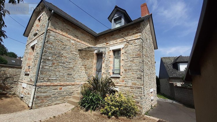 Location maison Vitré 35500 Ille-et-Vilaine 104 m2 6 pièces 948 euros