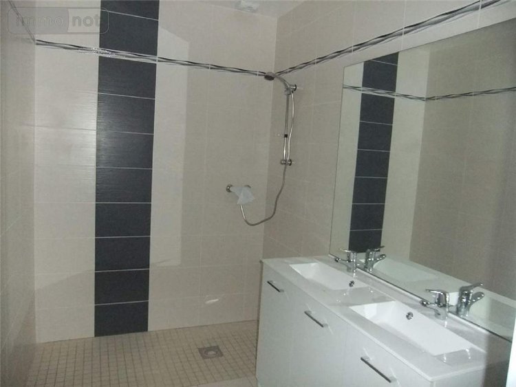 Location maison Saint-Aubin-du-Cormier 35140 Ille-et-Vilaine 100 m2 5 pièces 1050 euros
