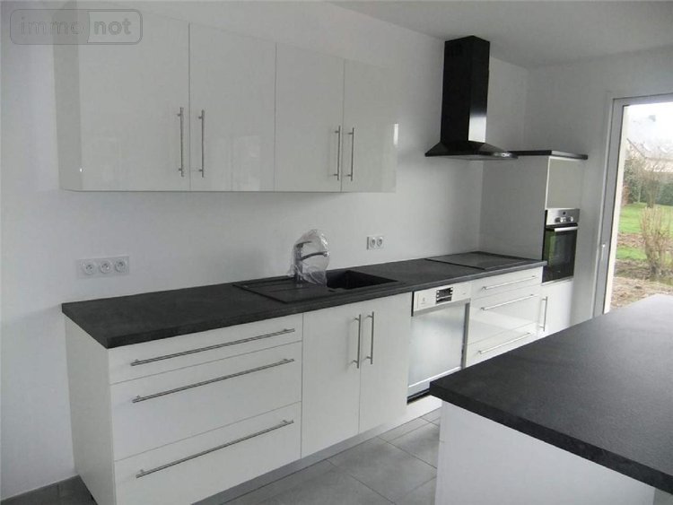 Location maison Saint-Aubin-du-Cormier 35140 Ille-et-Vilaine 100 m2 5 pièces 1050 euros