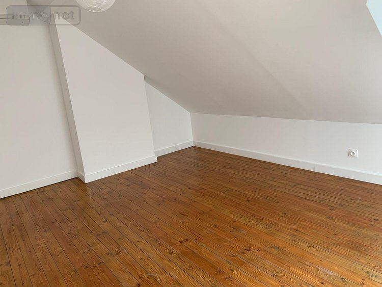 Location maison Bailleul 59270 Nord 88 m2 4 pièces 950 euros