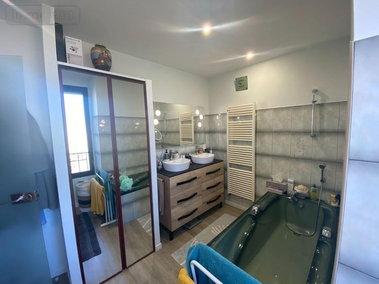 Maison a vendre Anglards-de-Salers 15380 Cantal 265 m2  583000 euros