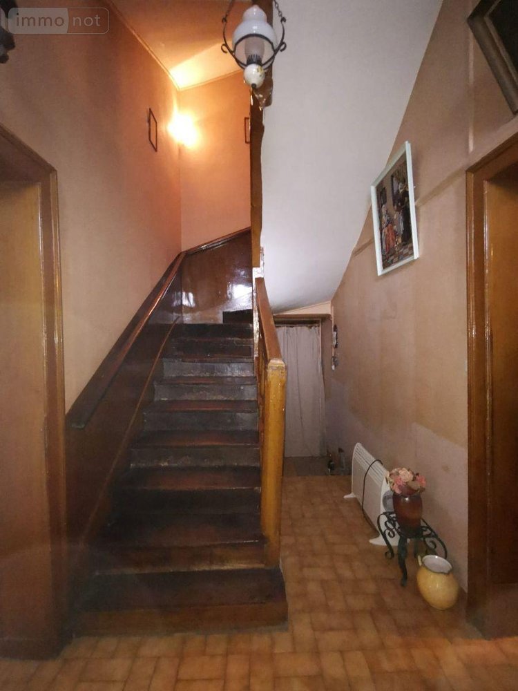 Maison a vendre Le Lude 72800 Sarthe 192 m2 8 pièces 96000 euros