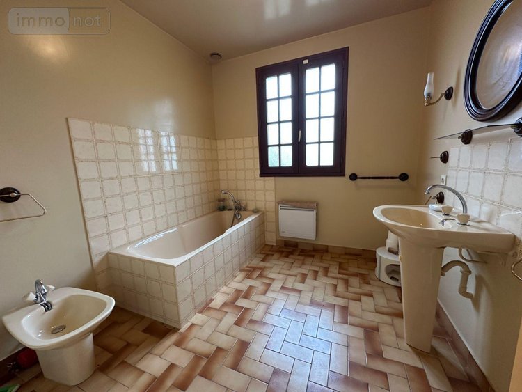 Maison a vendre Monthou-sur-Cher 41400 Loir-et-Cher 160 m2 6 pièces 199557 euros