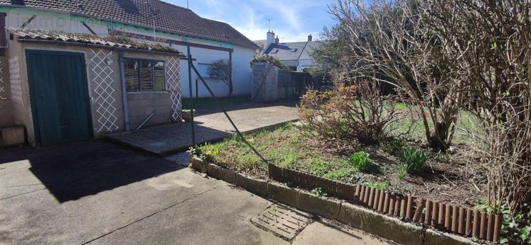 Maison a vendre Mehun-sur-Yèvre 18500 Cher 112 m2 5 pièces 99560 euros