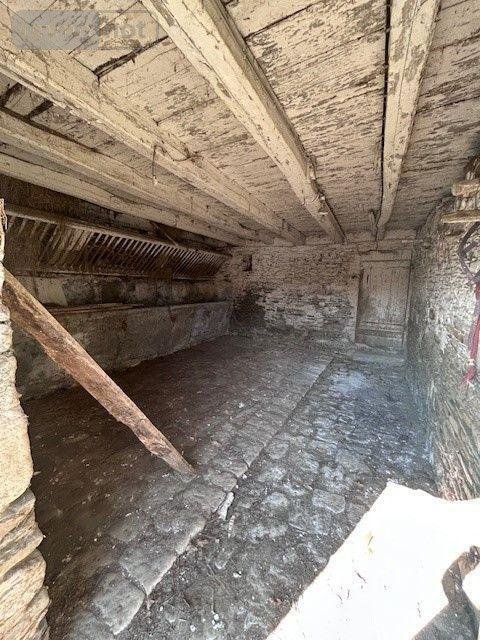 Immeuble a vendre Les Champs-Géraux 22630 Côtes-d'Armor 210 m2  111350 euros